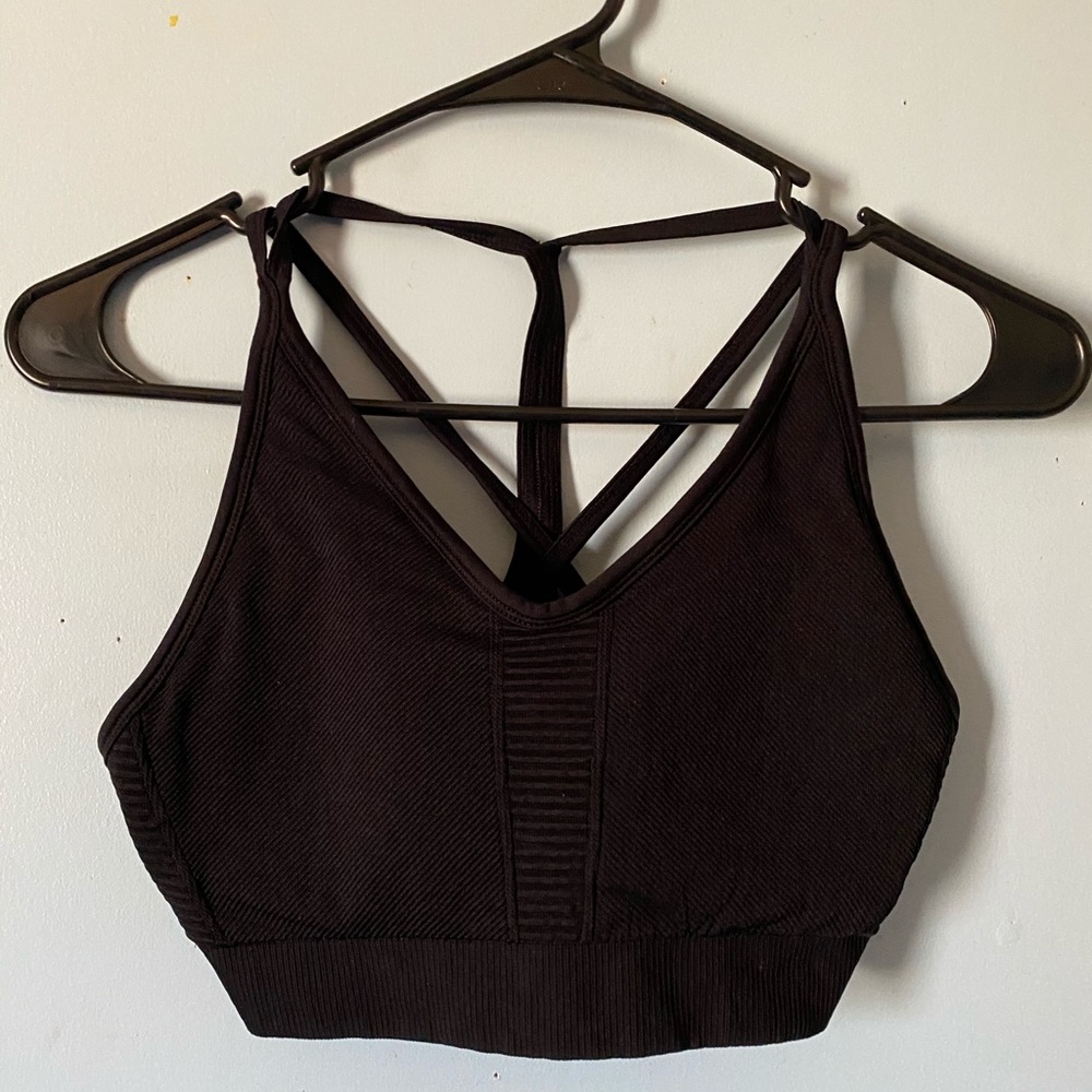 Fabletics black sports bra